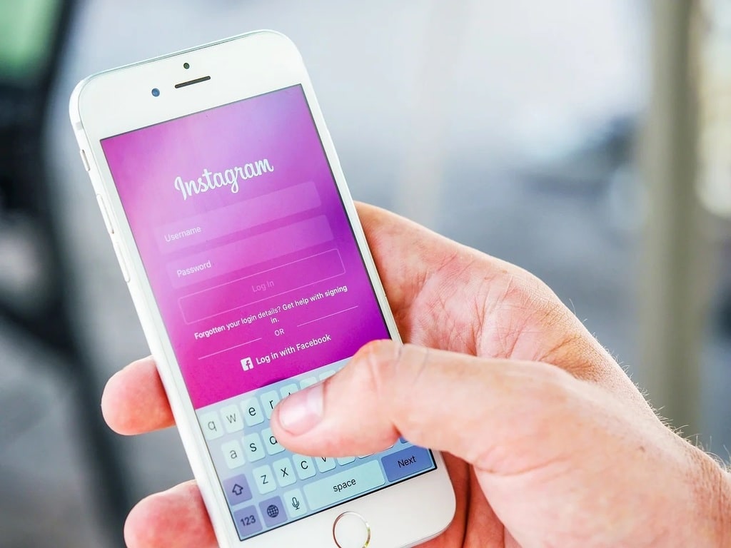 Formations médias sociaux et stratégie de communication